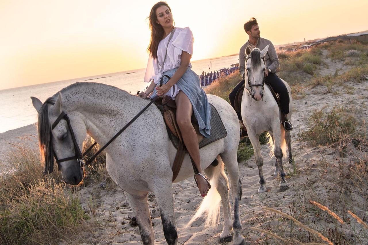 Hotel Masseria Fontanelle Ugento Bagian luar foto